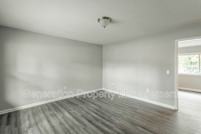 Building Photo - 1534 N Joiner Rd