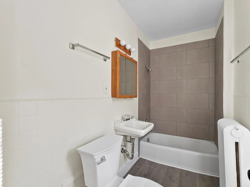 Building Photo - 1201 Marshall St