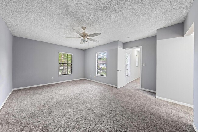 Building Photo - 352 Prestwick Cir