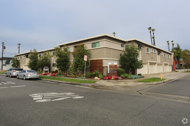 Villas at Lakewood - 2425 Carson St Lakewood CA 90712 | Apartment Finder