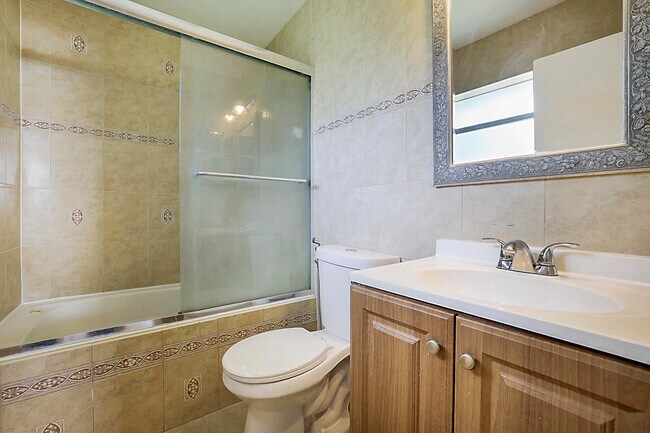 Building Photo - 2346 Caroma Ln