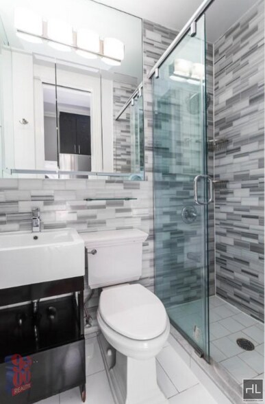 Building Photo - E 3RD ST.