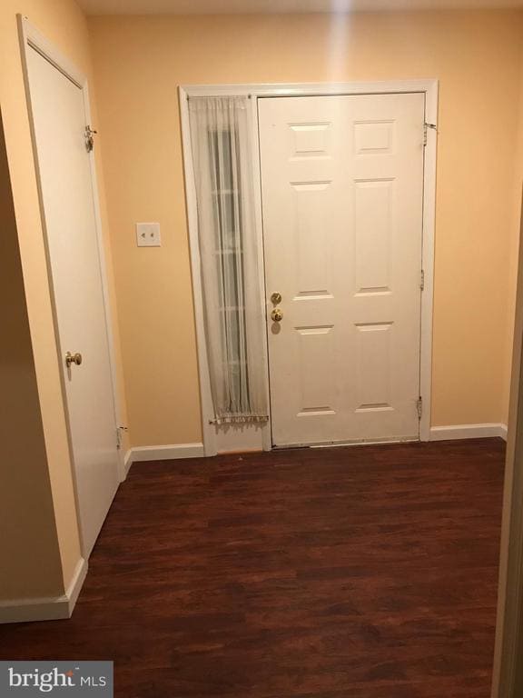 Building Photo - 10354 College Square