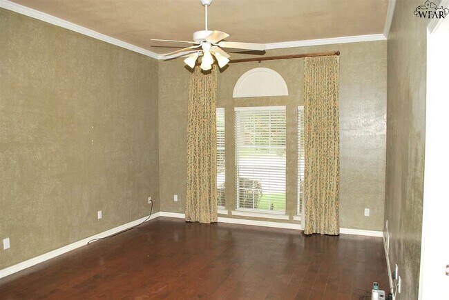 Building Photo - 3 Sand Piper