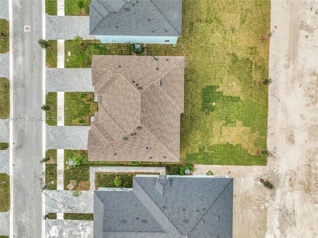 Building Photo - 1687 Hoot Owl Holw