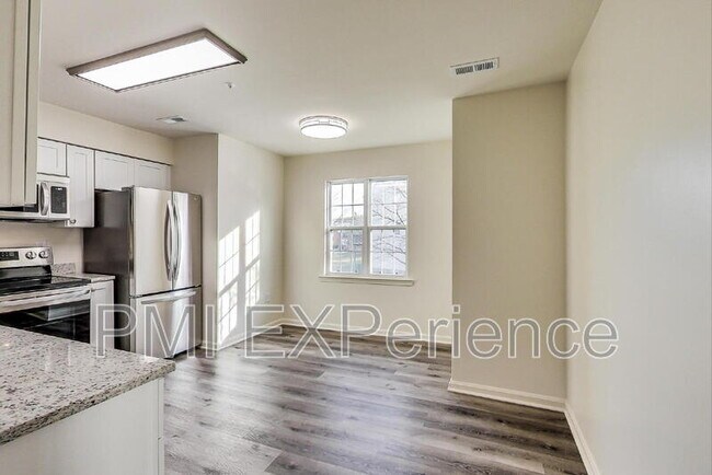 Building Photo - 9010 Hardesty Dr