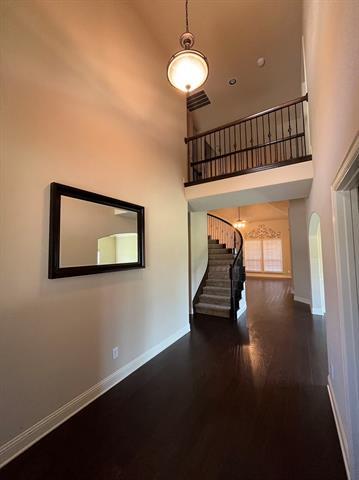 Building Photo - 14200 Blueberry Hill Dr