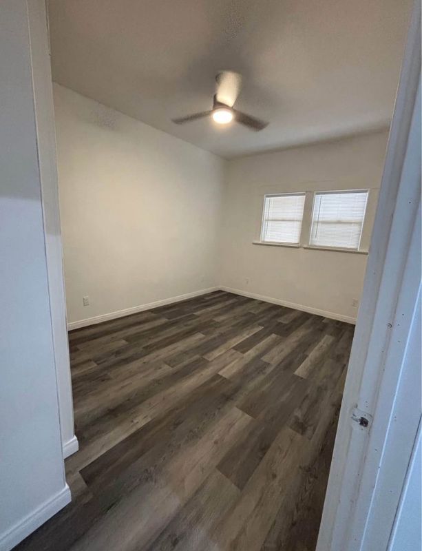 Building Photo - 625 W 41st Dr