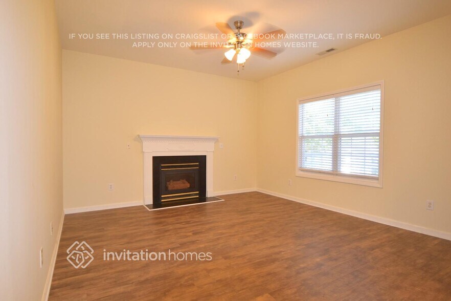 Building Photo - 2817 Buggy Whip Ct