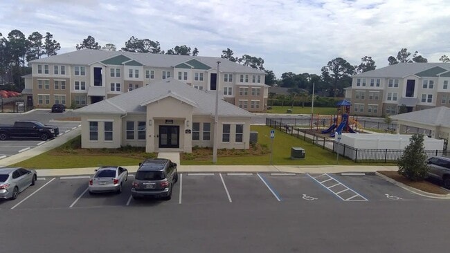 Building Photo - 6950 US-98