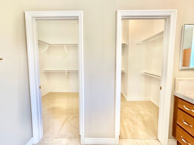 Building Photo - Beautiful Single-Level Custom Home with Serene Backyard Space in the Lovely Peppertree Park Commu...