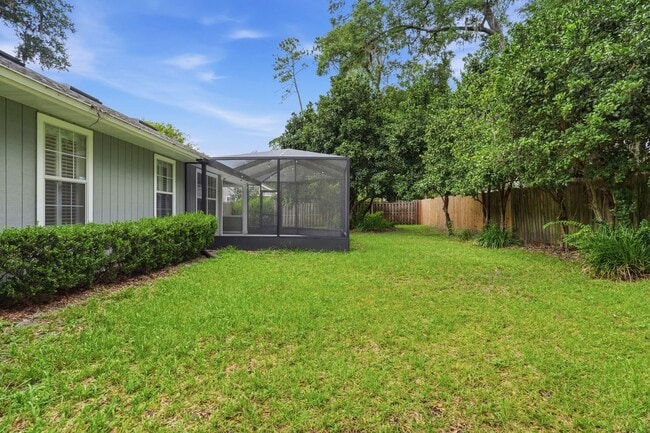 Building Photo - Upgraded 3 bedroom 2 bath home in Mentone