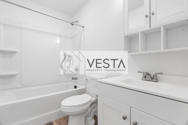 Building Photo - 59 Scates St