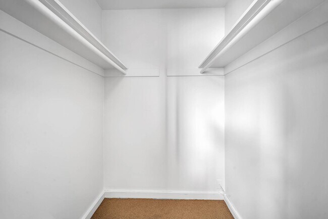 Building Photo - 511 Rialto Ave