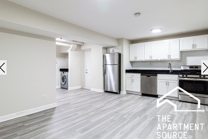 Building Photo - 732 W Roscoe St