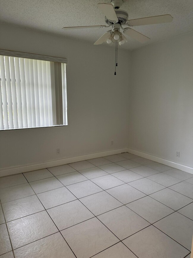 Building Photo - 15729 Bottlebrush Cir
