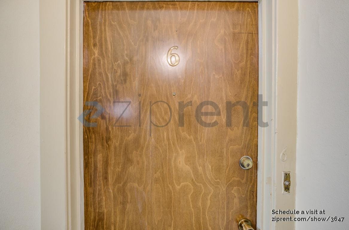 Building Photo - Unit 24