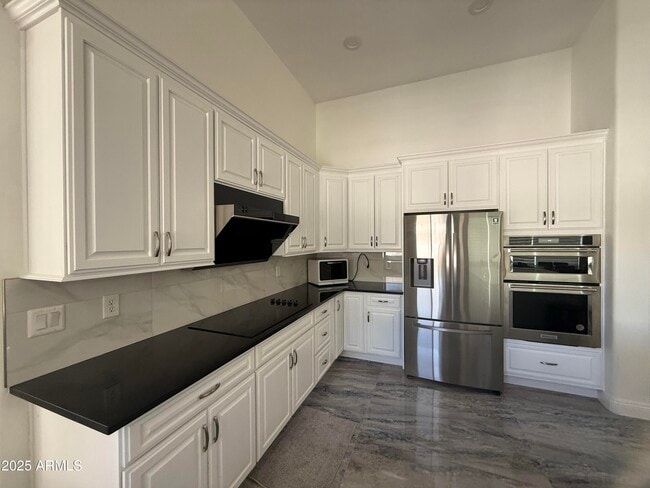 Building Photo - 2200 W Marlin Dr