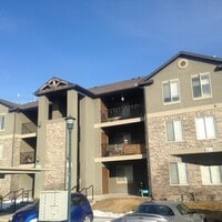 Building Photo - Gorgeous Eagle Mountain Condo!