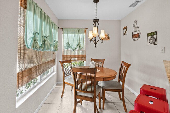 Building Photo - 1003 Ocean Dunes Cir