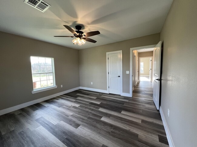 Building Photo - 14500 Old Troy Rd