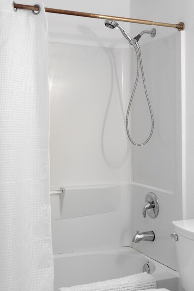 Building Photo - 2356 SE Division St