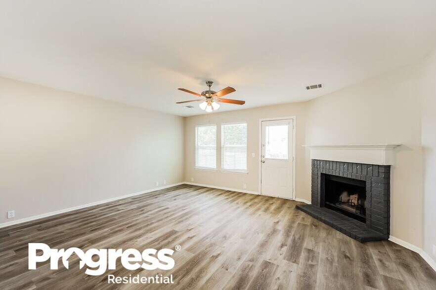 Building Photo - 3455 Blue Topaz