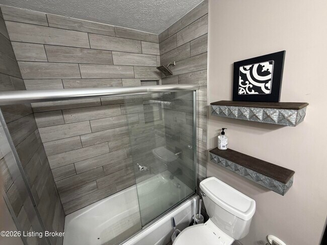 Building Photo - 176 Jeffie Ln