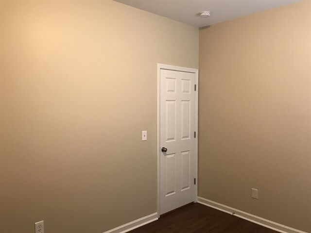 Building Photo - 114 Speer St