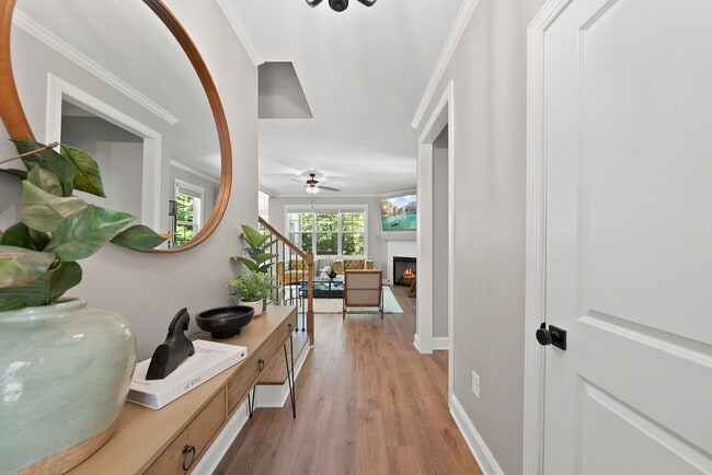 Building Photo - Charming Modern Farmhouse with 3 Bedrooms ...