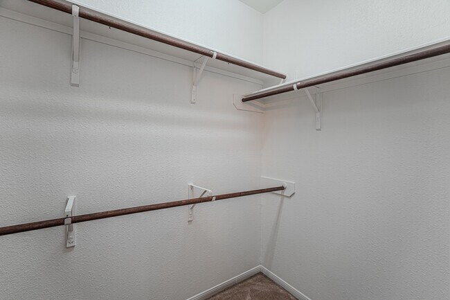 Building Photo - 25507 Marmite Dr