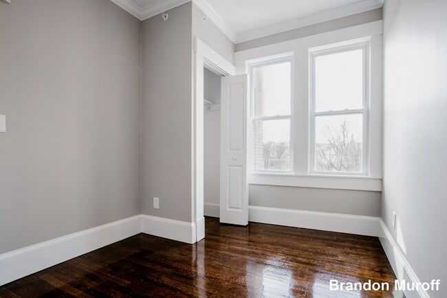 Building Photo - 59 Strathmore Rd