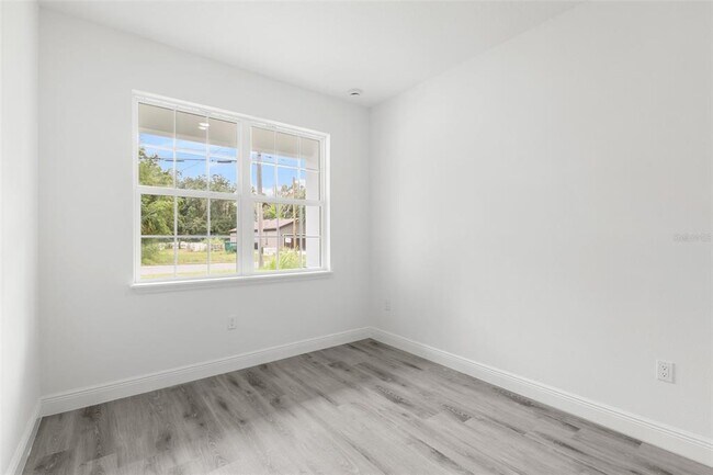 Building Photo - 1771 Roseberry Ln