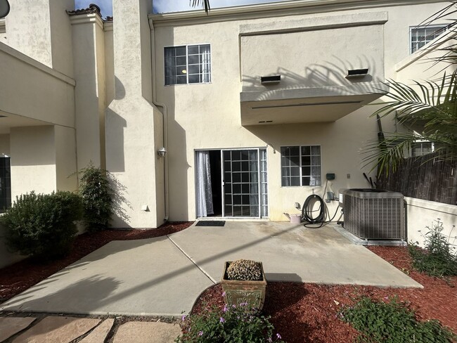 Building Photo - Beautiful 3bed/2bth in San Marcos!