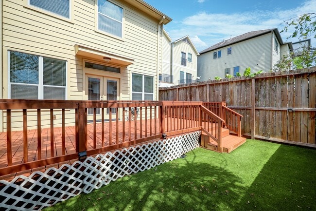 Building Photo - 5535 Kiam St