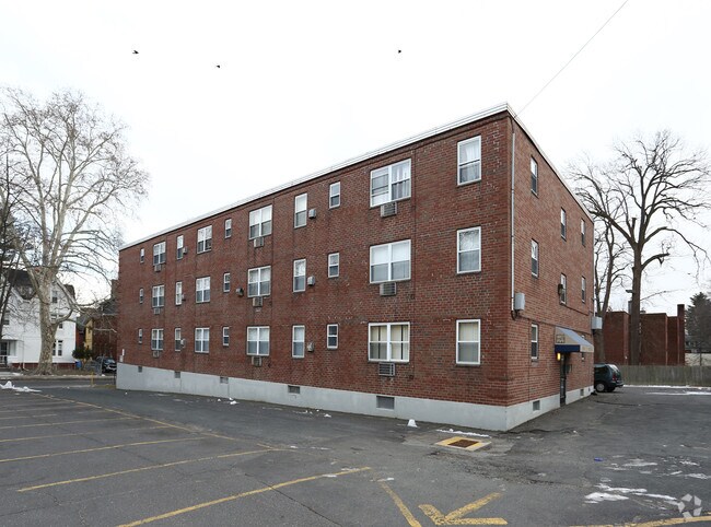 Building Photo - Marshall Apartments