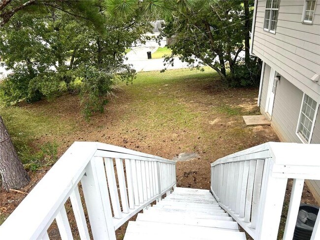 Building Photo - 2868 Rocky Pointe Way