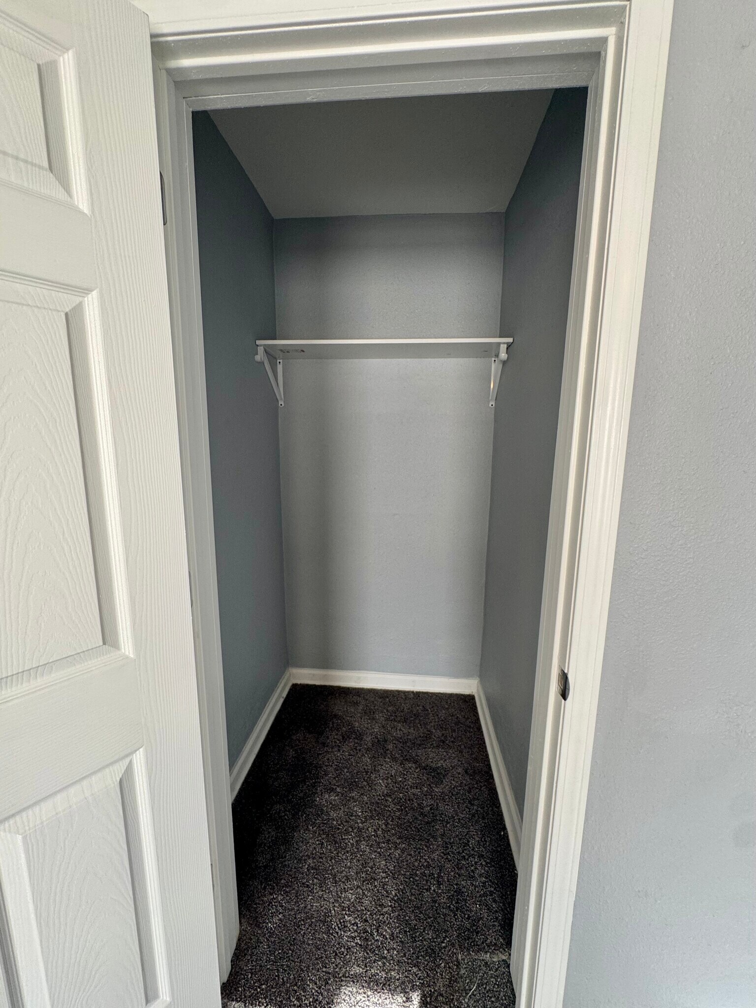 Building Photo - 1215 18th Ave