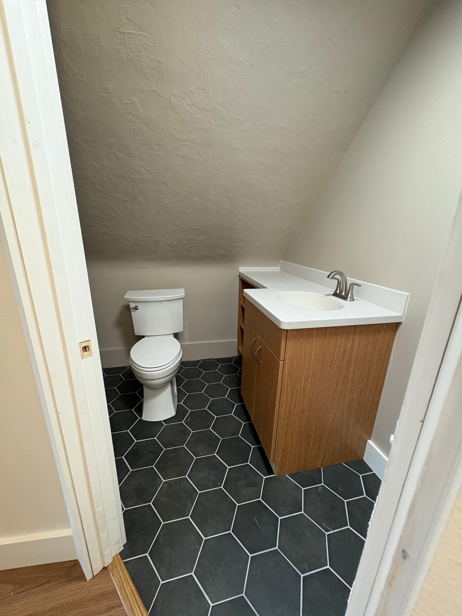 2nd floor bathroom - 1315A E Seeley St
