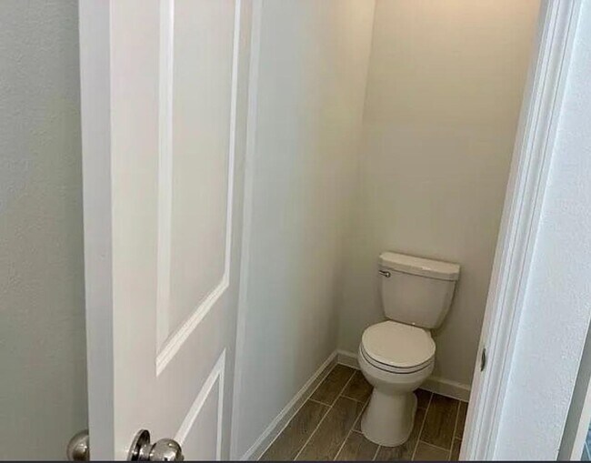 Building Photo - 4511 NW 14th Lp