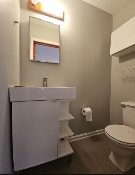 Primary Half Bath - 5313 Penny Rd