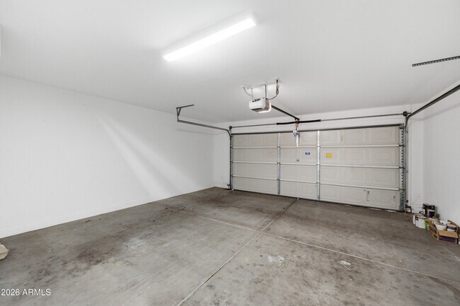 Building Photo - 3539 E Bartlett Dr