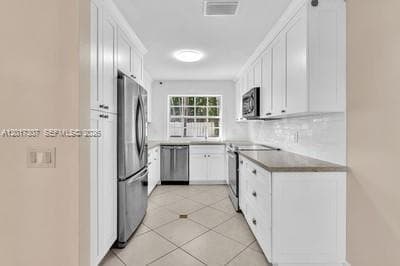 Building Photo - 1395 Cottonwood Cir