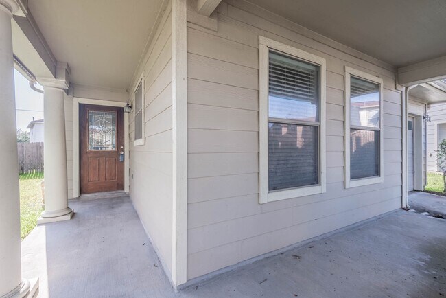 Building Photo - 20931 Gastonbury Ln