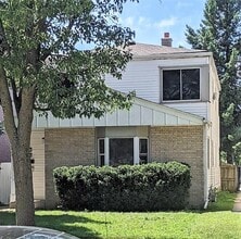 Building Photo - 1569 S 76th St