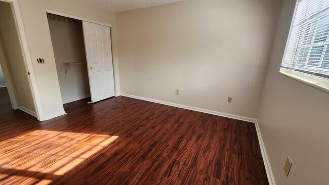 Building Photo - 1421 Wabash Ave