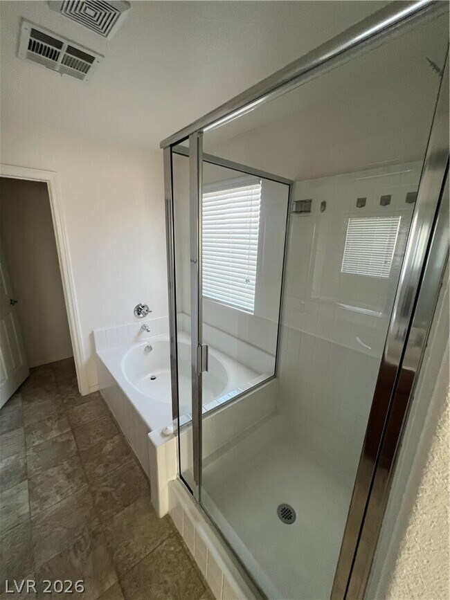 Building Photo - 4469 Days Creek Ave