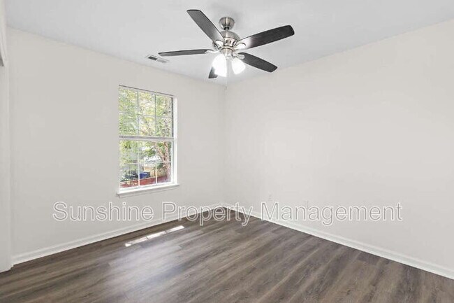 Building Photo - 911 Bellgate Ct