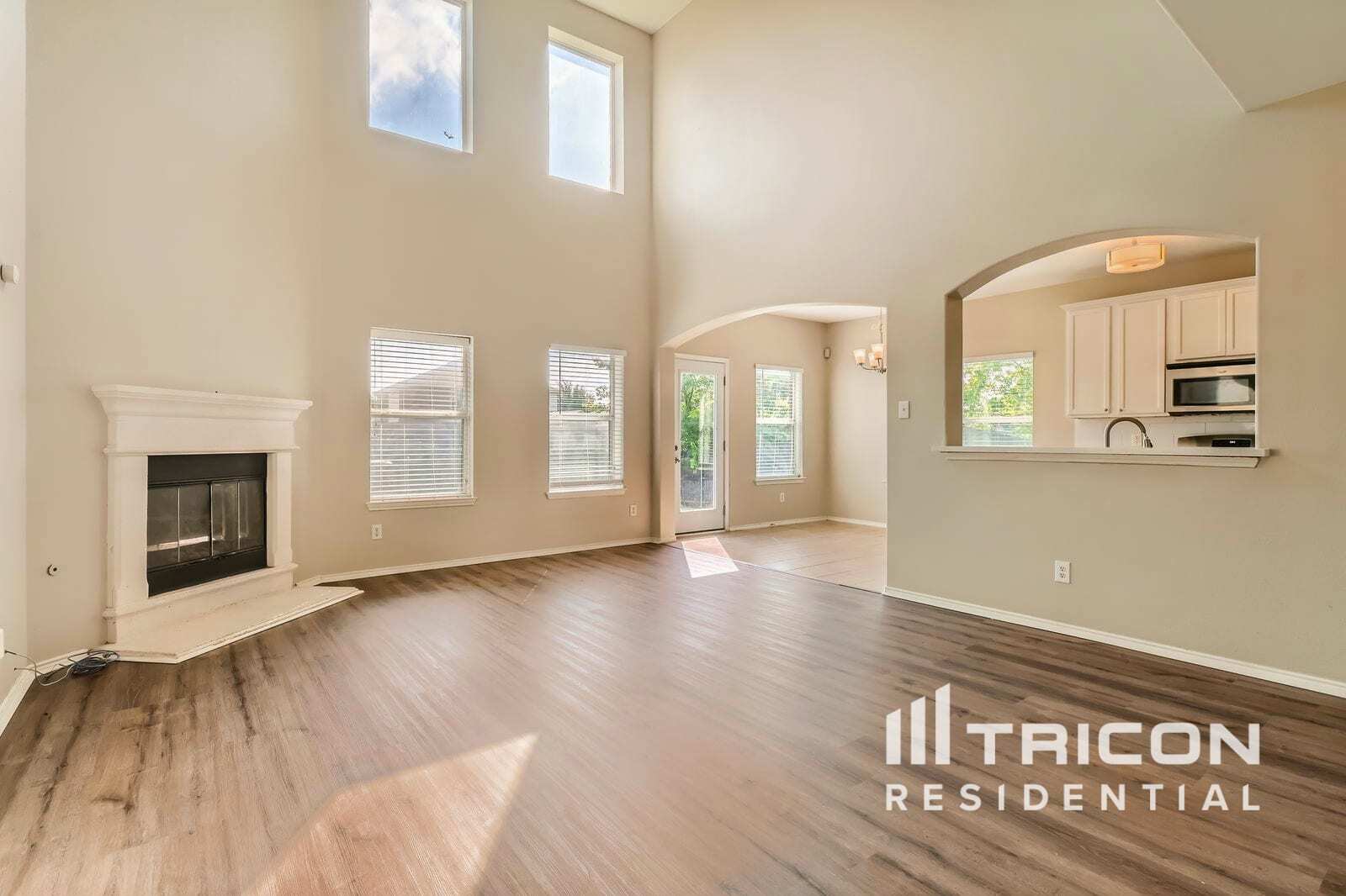 Building Photo - 5824 Somerton Dr