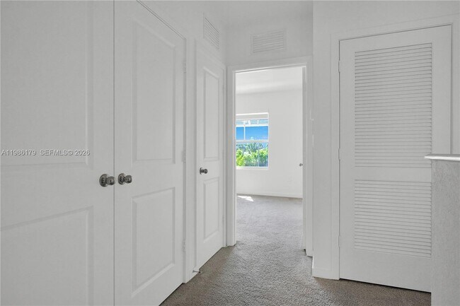 Building Photo - 149 NE 3rd St